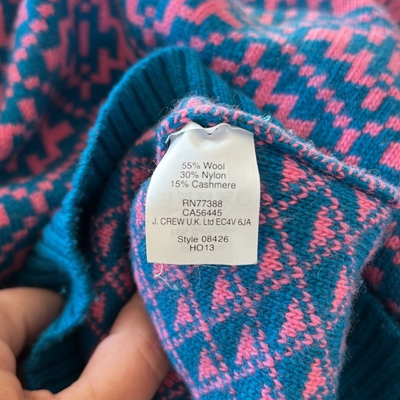 J. Crew cashmere blend sweater. - Picture 4 of 4